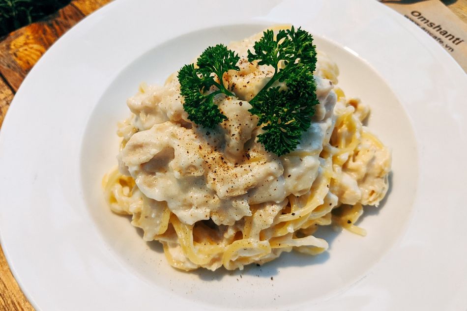 Pasta alla norcina: tra storia, scienza e tradizione culinaria